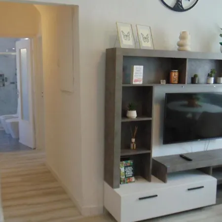 아파트 Casa Da Cri 2 *